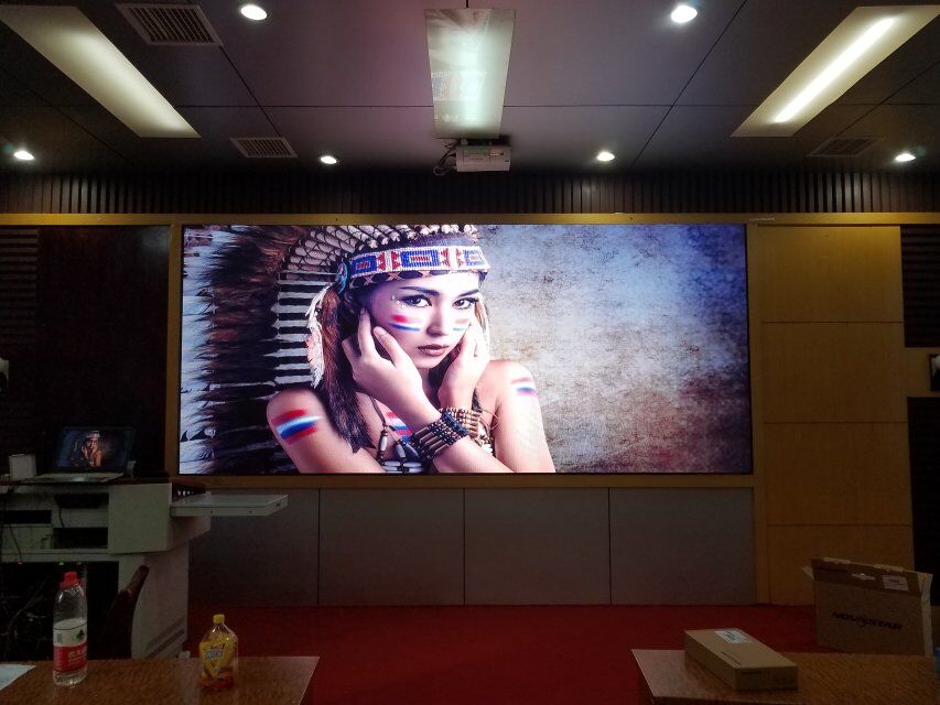 湘潭江聲實驗學校P2.5室內(nèi)全彩